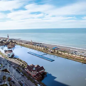 Gq Premium Apartments In Alliance Palace Апартаменты Батуми