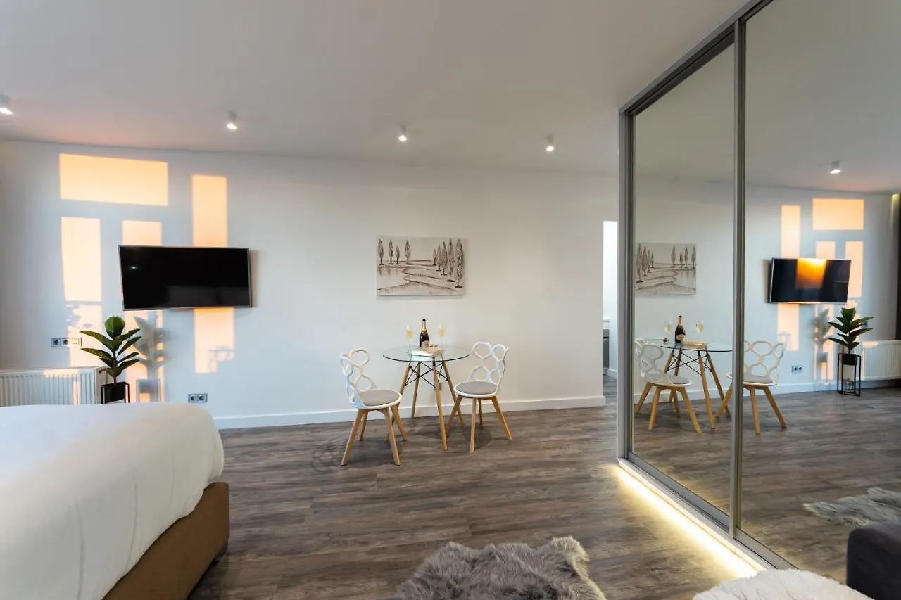 Victory-38 Luxury Apartment Center Kyiv 0*,  Ukraine