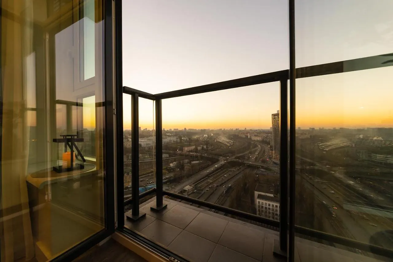 Victory-38 Luxury Apartment Center كييف